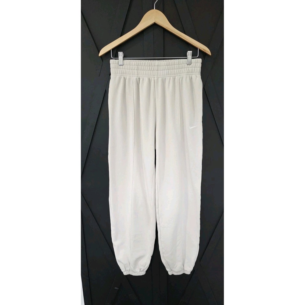 Nike Sweatpants Women's Size Small Sportswear Essential Fleece Joggers Beige